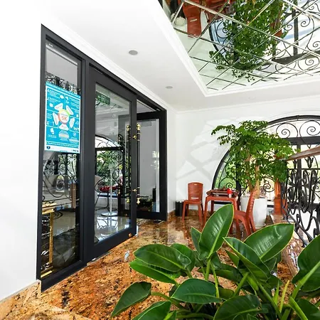 Minh Phong Hotel Ha Long