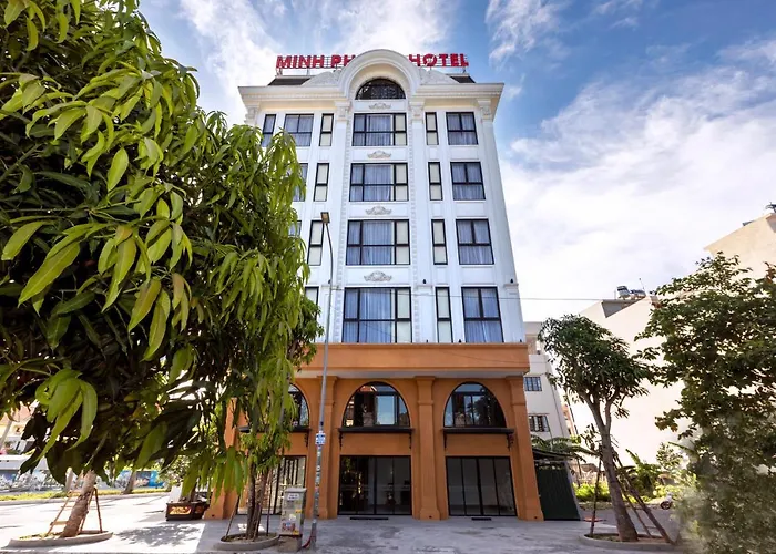 Minh Phong Hạ Long